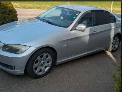 Gebraucht BMW 320 170 PS (125 kW) 2009 Silber Limousine