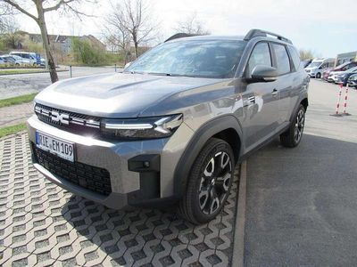 Grau Gebraucht 2025 Dacia Bigster Journey SUV | 33.970 € (Fairer Preis)