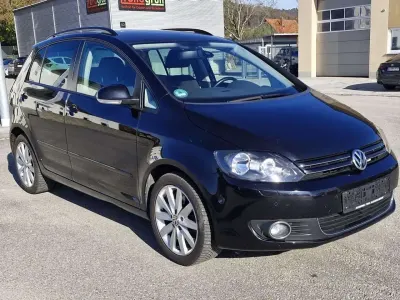 Gebraucht VW Golf VII Highline 160 PS (117 kW) 2013 Deep black perleffekt Kleinwagen