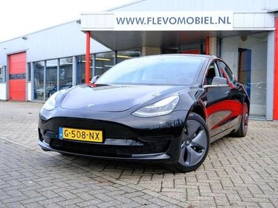 Gebraucht Tesla Model 3 Standard Range 175 kW (238 PS) 2019 Schwarz Limousine