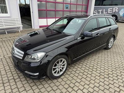 Schwarz Gebraucht 2012 Mercedes C220 Limousine | 4.700 €