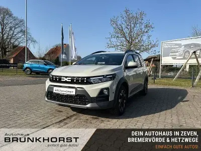 Neu Dacia Jogger Journey 158 PS (116 kW) 2026 Sandstone Van / Kleinbus