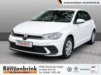 Gebraucht VW Polo Basis 80 PS (58 kW) 2022 Weiß Kleinwagen