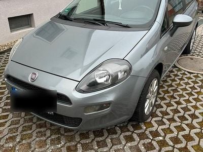 Usata Fiat Punto 77 CV (56 kW) 2012 Argento Utilitaria