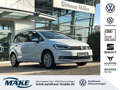 Weiß Gebraucht 2022 VW Touran Comfortline Van / Kleinbus | 29.990 € (Fairer Preis)