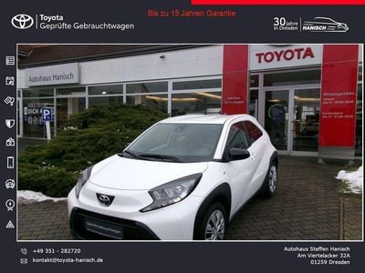Gebraucht Toyota Aygo X X-play 72 PS (52 kW) 2023 Schneeweiß SUV