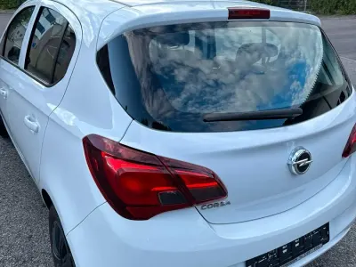 Używany Opel Corsa 69 KM (50 kW) 2015 Biały Hatchback