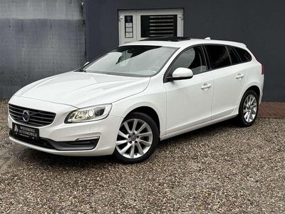 Gebraucht Volvo V60 Business Edition 163 PS (119 kW) 2015 Weiß Kombi