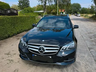 Gebraucht Mercedes E350 Avantgarde 252 PS (185 kW) 2013 Schwarz Limousine