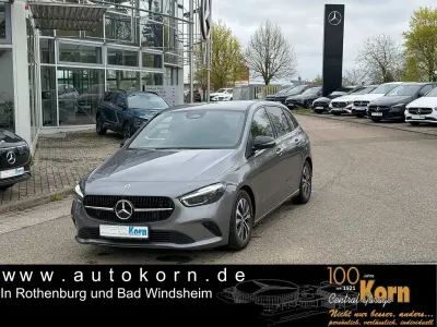 Gebraucht Mercedes B200 Progressive 163 PS (119 kW) 2025 Grau Kleinwagen