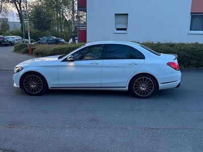 Gebraucht Mercedes C200 184 PS (135 kW) 2014 Beige Limousine