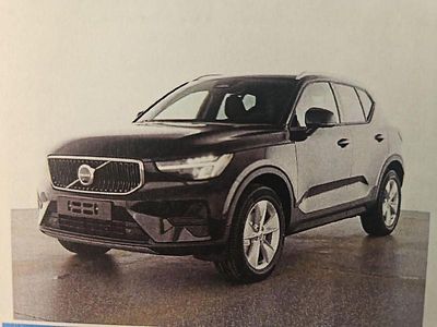 Gebraucht Volvo XC40 Core 163 PS (119 kW) 2025 Schwarz SUV