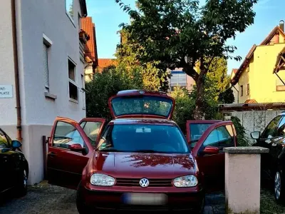 Gebraucht VW Golf IV Basis 75 PS (55 kW) 2000 Rot Limousine