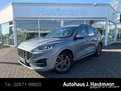 Usata Ford Kuga ST-Line 150 CV (110 kW) 2022 Argento SUV