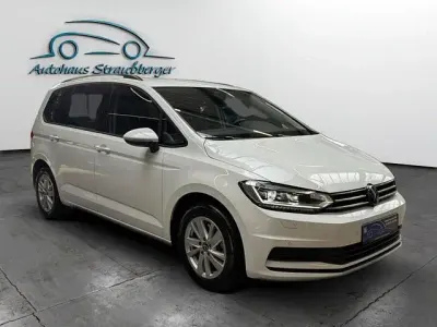 Gebraucht VW Touran Comfortline 150 PS (110 kW) 2024 Weißkeine angabe Van / Kleinbus