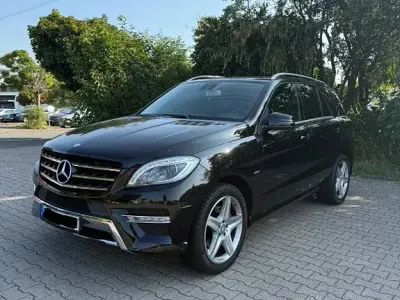 Gebraucht Mercedes ML350 258 PS (189 kW) 2012 Schwarz SUV