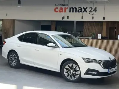 Gebraucht Skoda Octavia Sport 150 PS (110 kW) 2023 Weiß Limousine