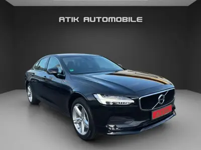 Usata Volvo S90 Momentum 190 CV (139 kW) 2018 Nero Berlina