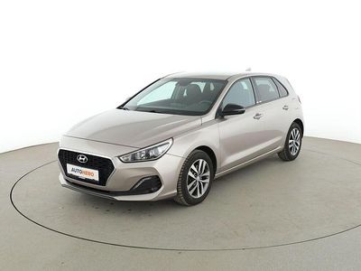 Usata Hyundai i30 YES! 99 CV (72 kW) 2020 Grigio Berlina