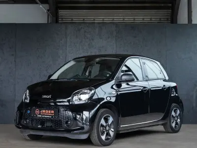 Gebraucht Smart ForFour Electric Drive 60 kW (82 PS) 2021 Schwarz Limousine