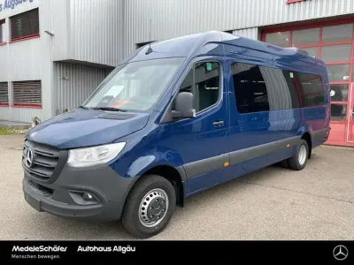 Gebraucht Mercedes Sprinter 170 PS (125 kW) 2025 Stahlblau Van