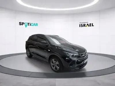 Używany Opel Grandland X 131 KM (96 kW) 2024 Czarny SUV