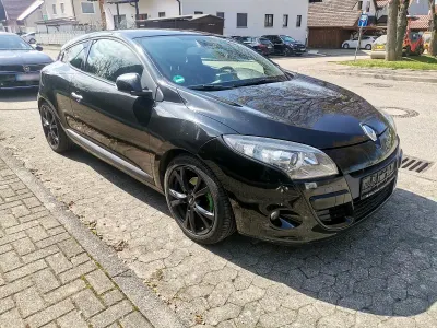 Gebraucht Renault Mégane Coupé 140 PS (102 kW) 2010 Schwarz Coupé