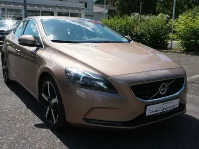 Gebraucht Volvo V40 Summum 245 PS (180 kW) 2014 Braun Limousine