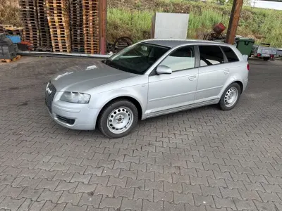 Gebraucht Audi A3 Ambiente 102 PS (75 kW) 2006 Silber Kleinwagen