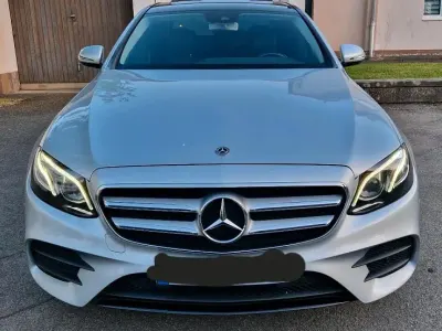 Gebraucht Mercedes E220 AMG 194 PS (142 kW) 2018 Silber Limousine