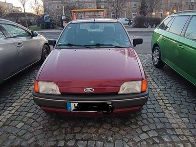 Gebraucht Ford Fiesta 60 PS (44 kW) 1992 Rot Limousine