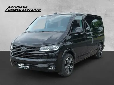 Gebraucht VW Multivan Generation Six 150 PS (110 kW) 2022 Schwarz Van / Kleinbus