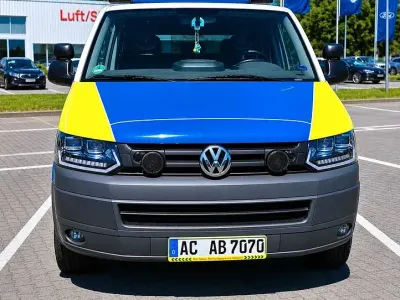 Używany VW Caravelle 105 KM (77 kW) 2005 Biały Van