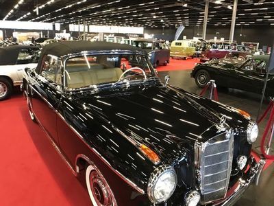 Schwarz Gebraucht 1958 Mercedes W180 Cabrio | 179.900 €