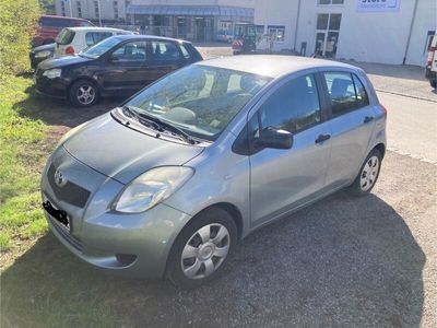 gebraucht Toyota Yaris 1,3l