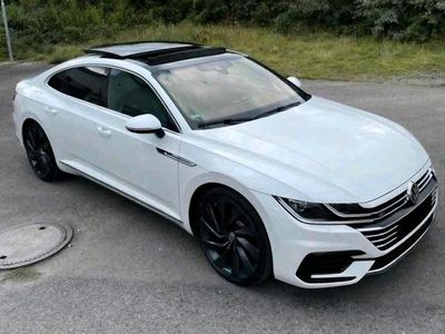 Usata VW Arteon R-line 280 CV (205 kW) 2017 Bianco Utilitaria