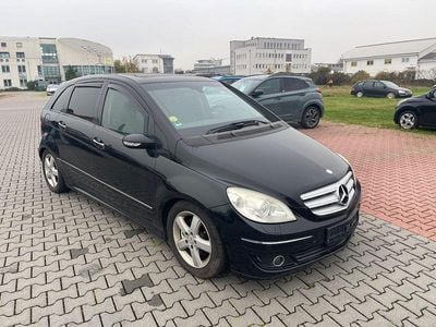 Mercedes B200