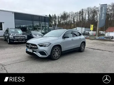 Gebraucht Mercedes GLA200 AMG 163 PS (119 kW) 2026 Manufaktur lack manufaktur alpingrau uni SUV