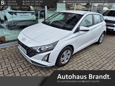 Gebraucht Hyundai i20 Select 101 PS (74 kW) 2024 Weiss Kleinwagen