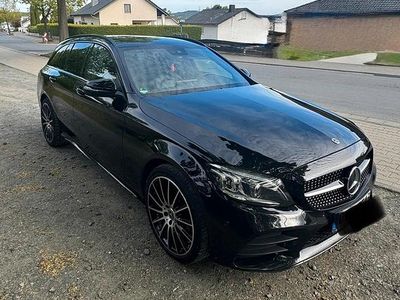 Gebraucht Mercedes C300 AMG line 258 PS (189 kW) 2019 Schwarz Kombi