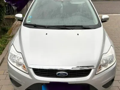 Gebraucht Ford Focus 101 PS (74 kW) 2009 Silber Kombi