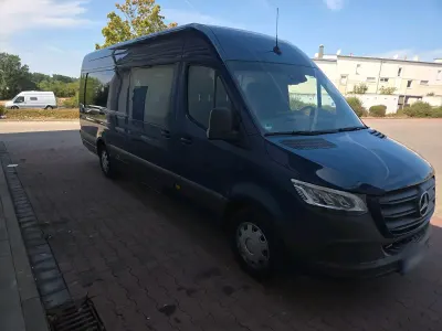 Gebraucht Mercedes Sprinter 163 PS (119 kW) 2020 Blau Van
