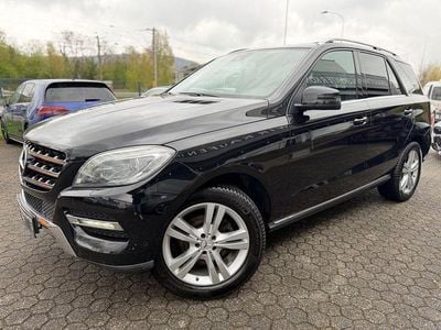 Second-hand Mercedes ML350 258 CP (189 kW) 2012 Negru SUV