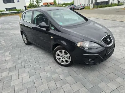 Gebraucht Seat Altea Stylance 102 PS (75 kW) 2010 Schwarz Van / Kleinbus