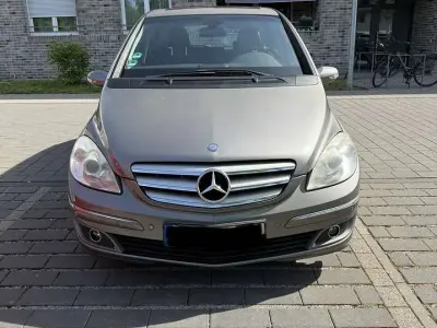 Second-hand Mercedes B180 109 CP (80 kW) 2007 Argintiu Monovolum