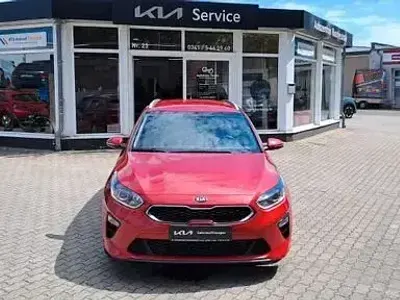 Gebraucht Kia Ceed Sportswagon 140 PS (102 kW) 2019 Rot Kombi