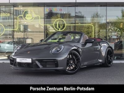 Porsche 911 Carrera 4 GTS