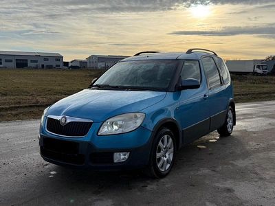 Blau Gebraucht 2007 Skoda Roomster Scout Kombi | 2.200 €