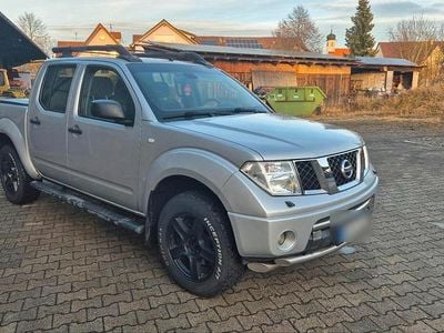 Silber Gebraucht 2006 Nissan Navara Abholung | 8.500 € (Fairer Preis)