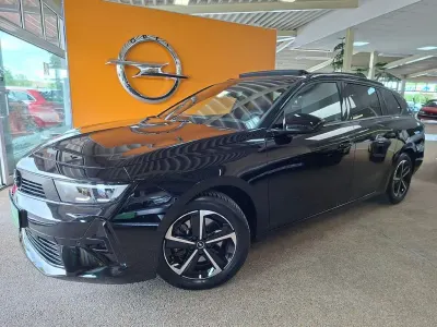 Gebraucht Opel Astra 131 PS (96 kW) 2025 Schwarz Kleinwagen